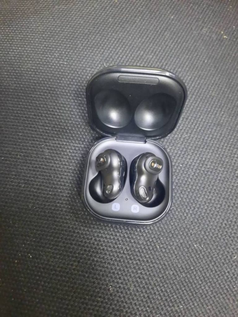 Samsung galaxy buds live