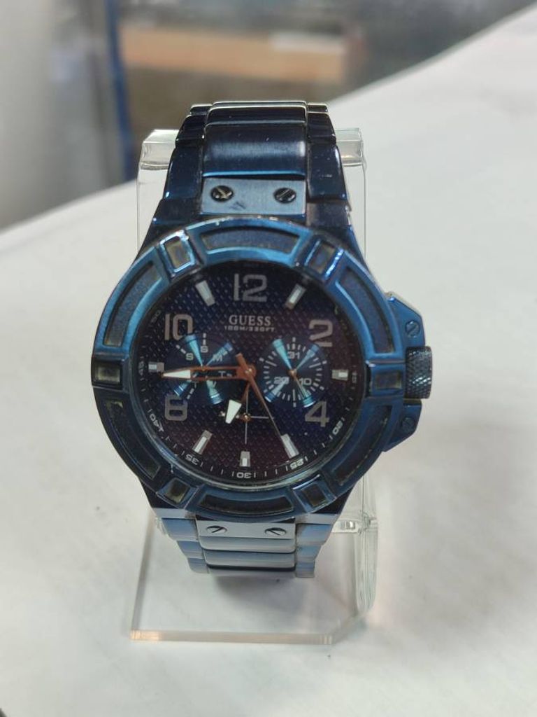 Guess W0218G4