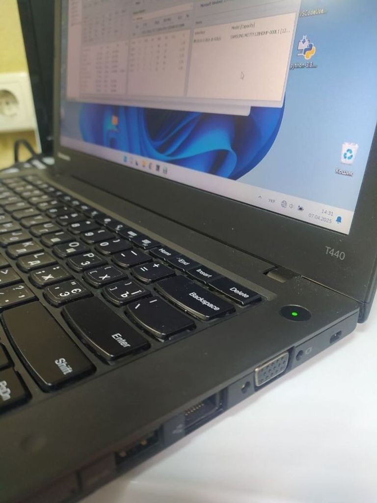 Дешево Lenovo 14"/ core i5 4300u 1,9ghz/ ram8gb / hdd120gb/ video intel hd graphics з ломбарду