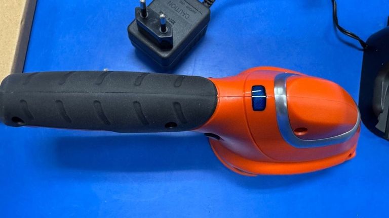 Дешиво Black&Decker gsl700 kit с ломбарда