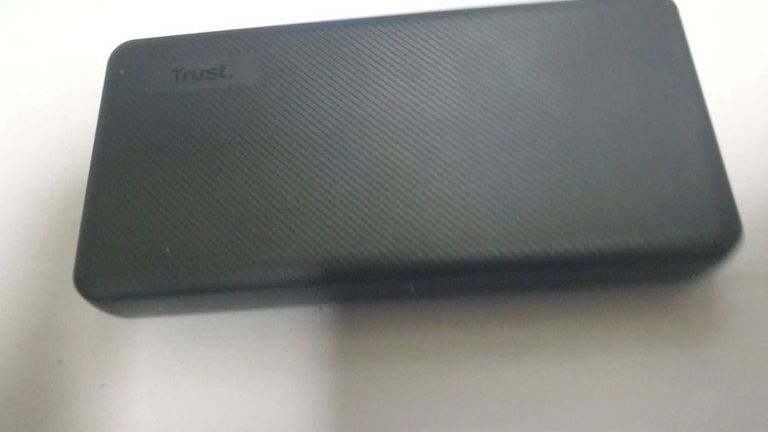 Купить Trust 20000 Б/У