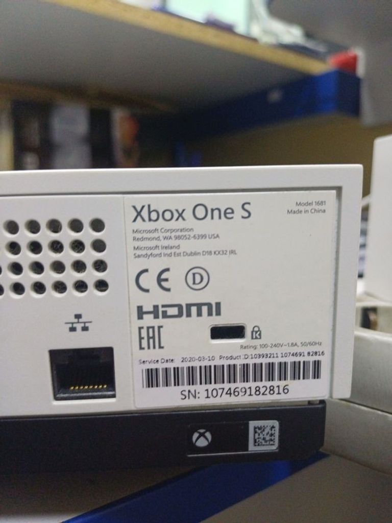 Дешево Microsoft Xbox One S 1TB з ломбарду