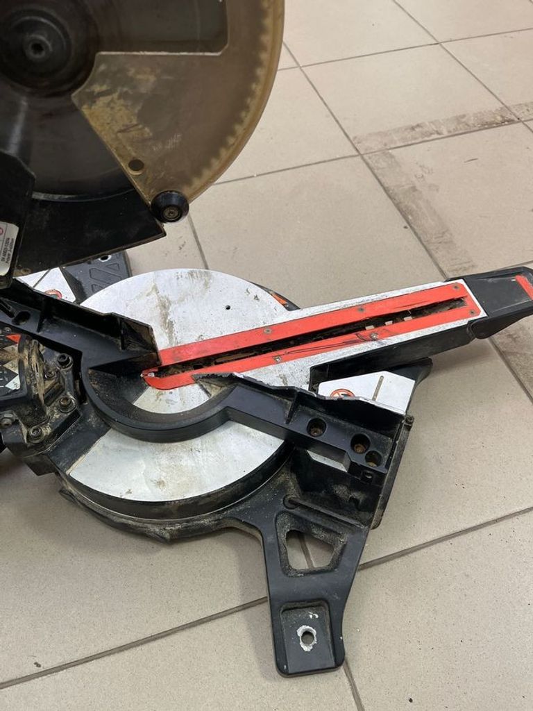 Дешево Dnipro-m SL-26L (49904000) з ломбарду