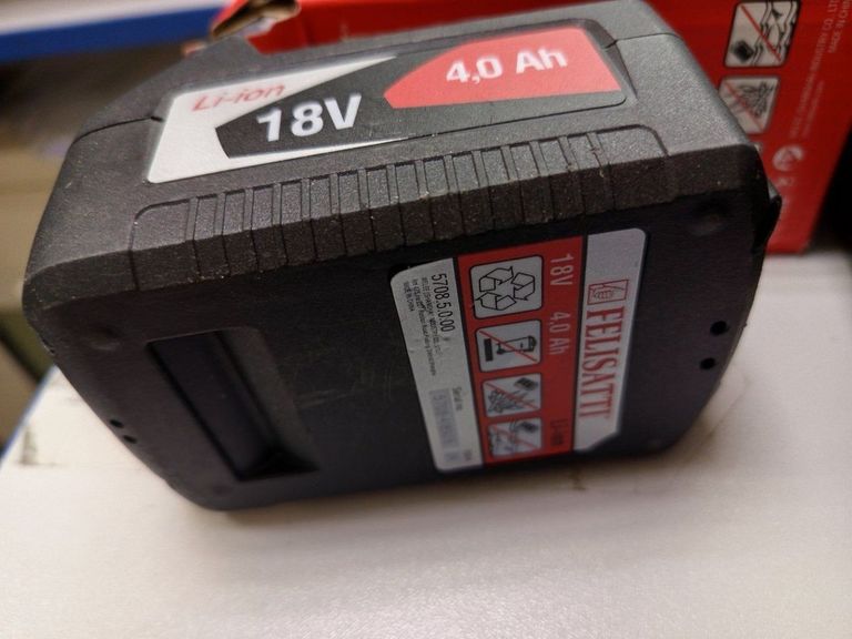 Розпродаж Felisatti ушм-125/18л3/p52212 2акб 4ah зп, продавець Техноскарб