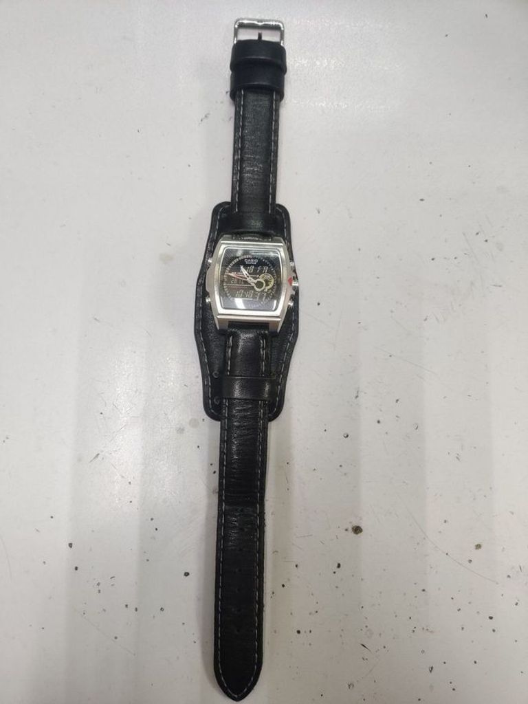 Купити Casio efa-120 Б/У