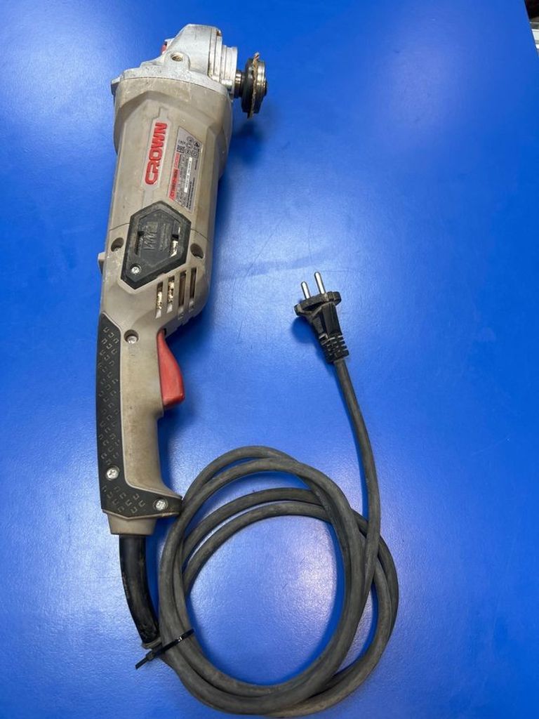 Купити Crown CT13507-180N Б/У