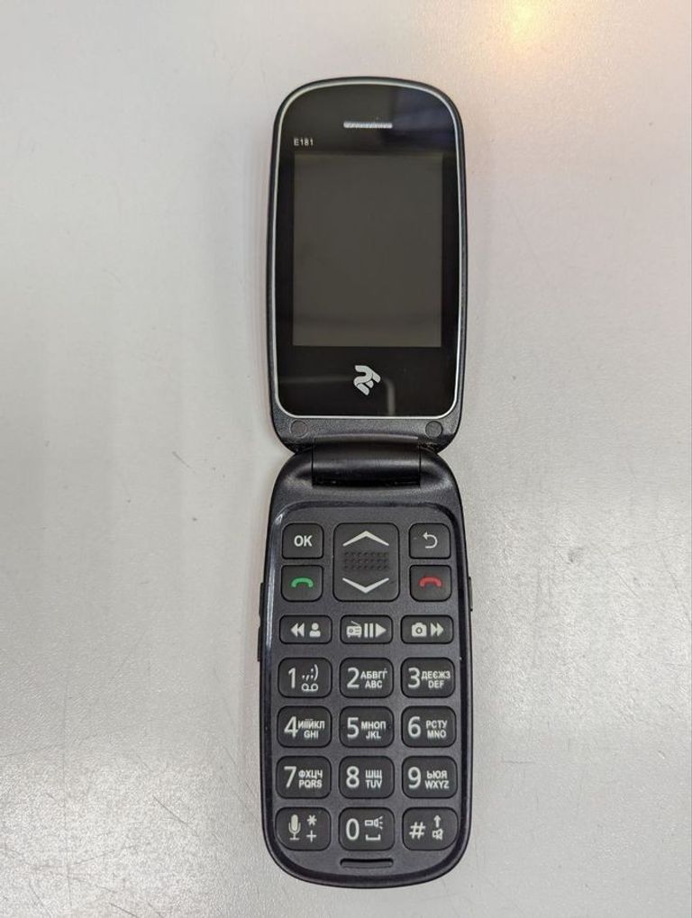 Дешиво Twoe e181 с ломбарда