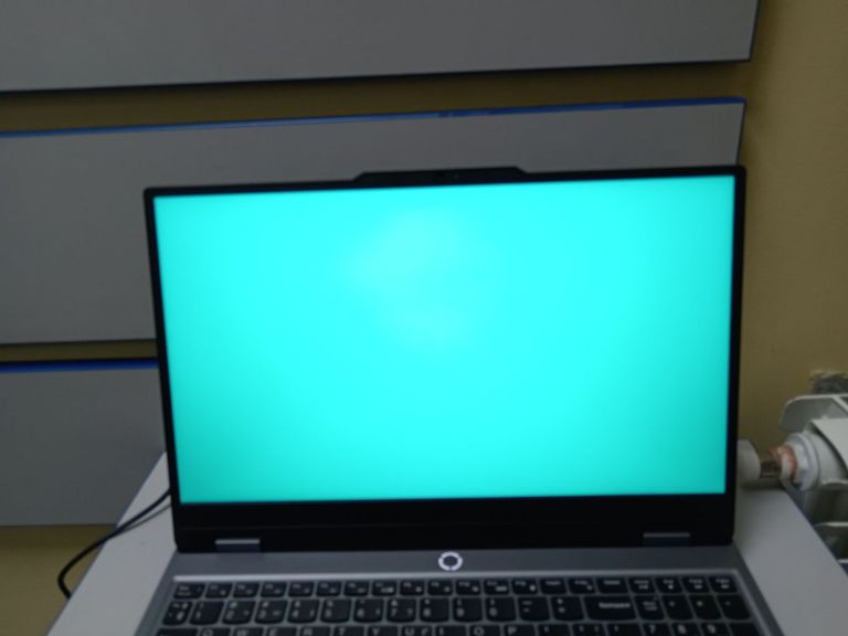 Lenovo loq 15arp9 luna Код:01-200762224. Зображення 10