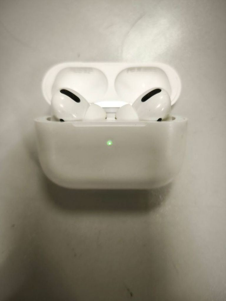 Дешиво Apple AirPods Pro (MWP22) с ломбарда