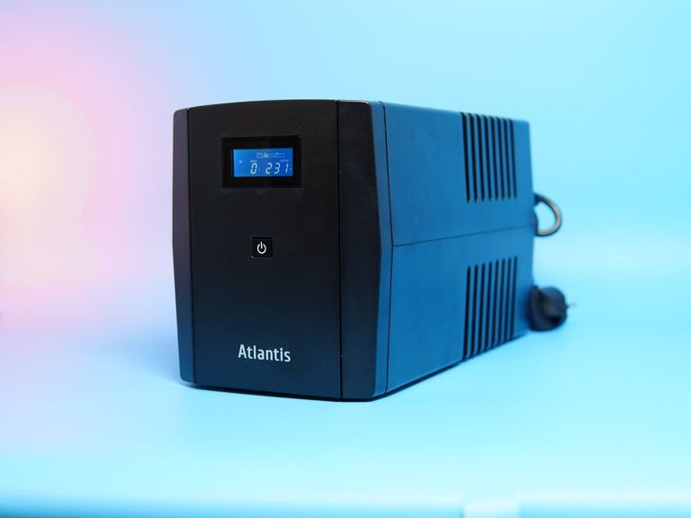 Оголошення Atlantis Land OnePower 2001 2000VA Б/У