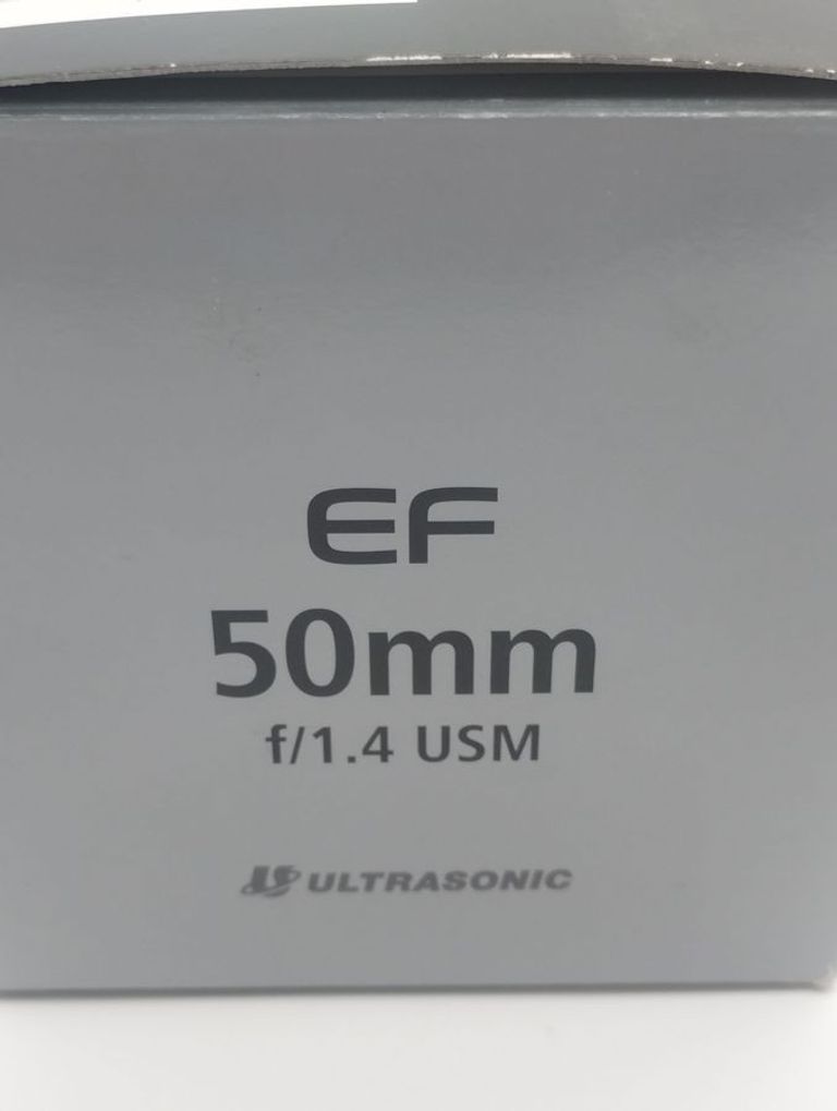 Дешиво Canon ef 50 mm 1/1.4 с ломбарда
