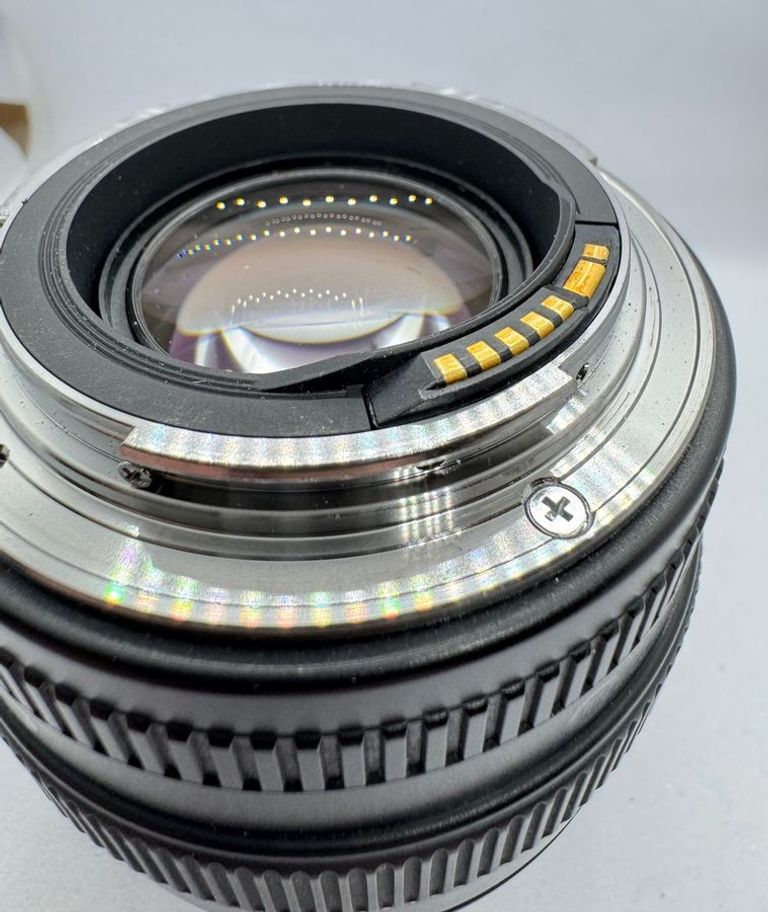 Дешиво Canon ef 50mm f/1,4 usm с ломбарда