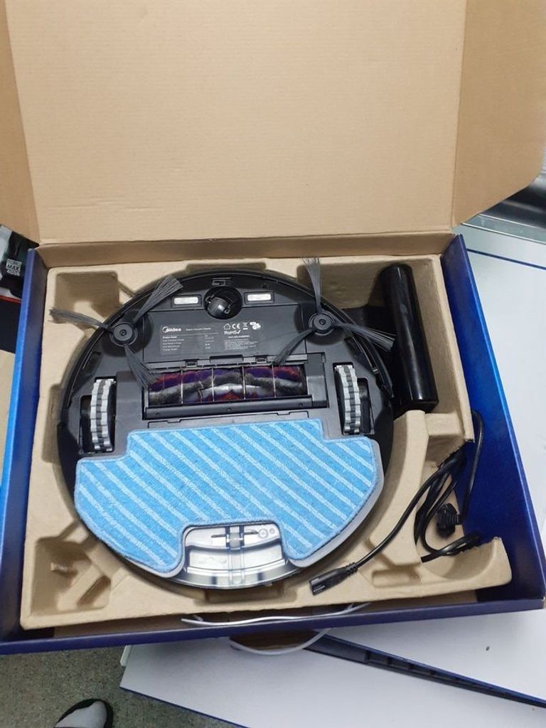 Дешево Midea i5C з ломбарду