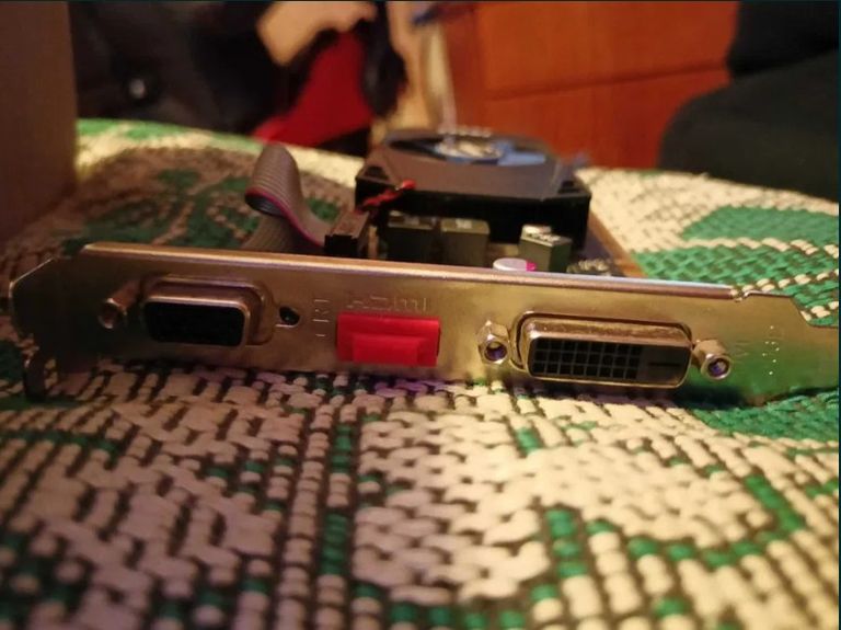 Оголошення MSI AMD Radeon r7 240 2gb ddr3 Б/У