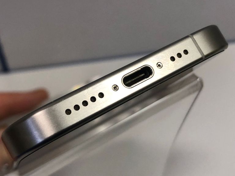 Apple iphone 15 pro 256gb Код:01-200866955. Зображення 5