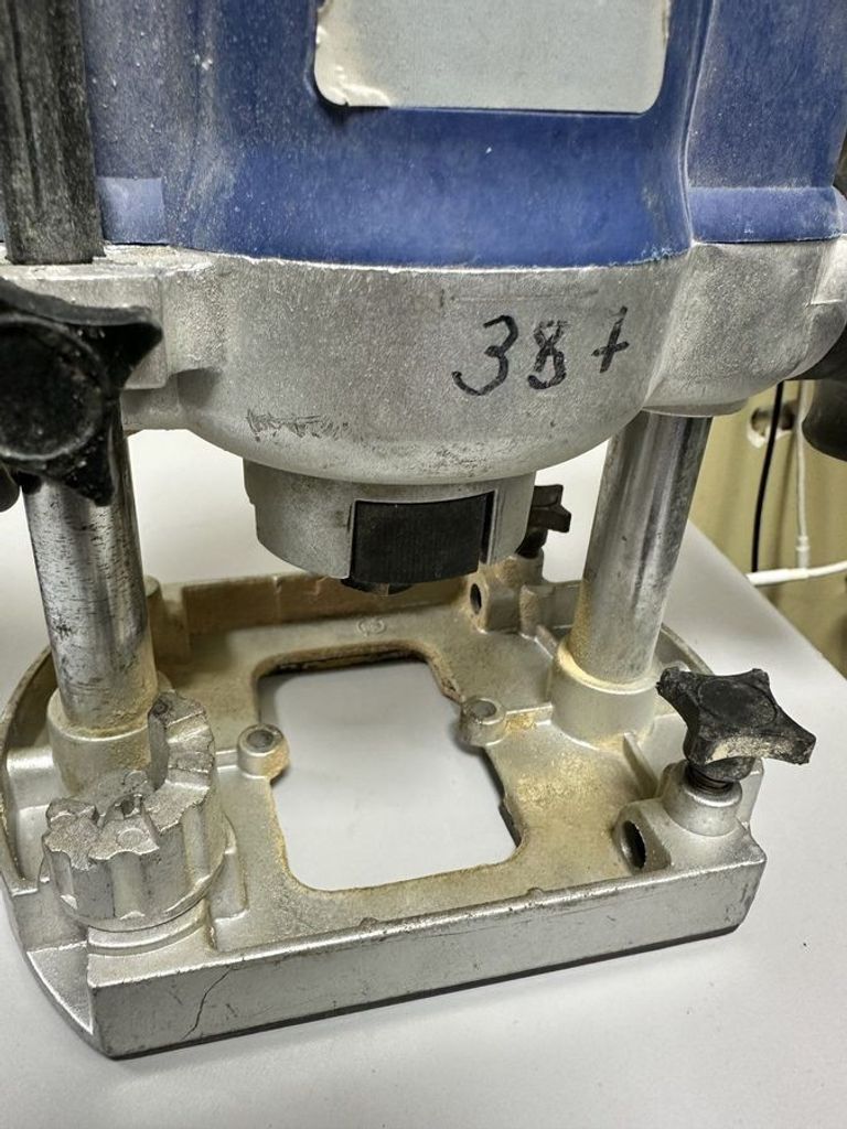 Дешиво Витязь мф-1200 с ломбарда