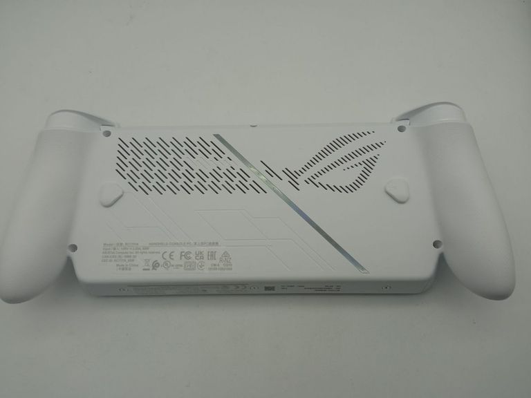 Дешиво Asus ROG Xbox Ally 512 GB с ломбарда