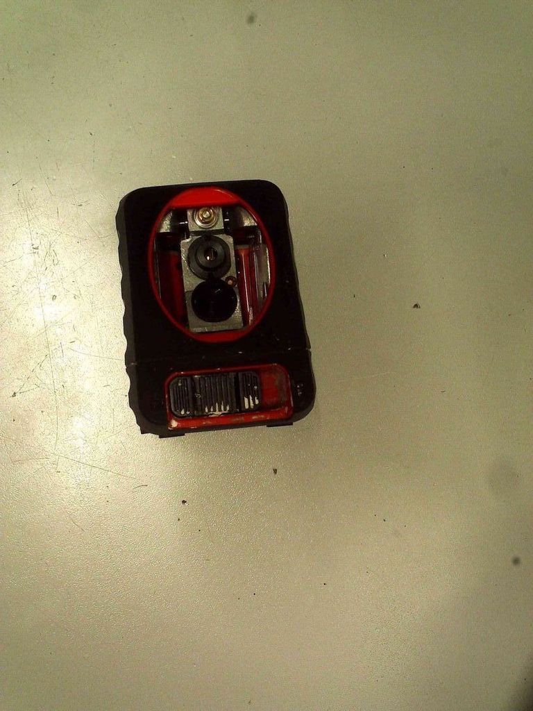 Оголошення Protester LL202R Б/У