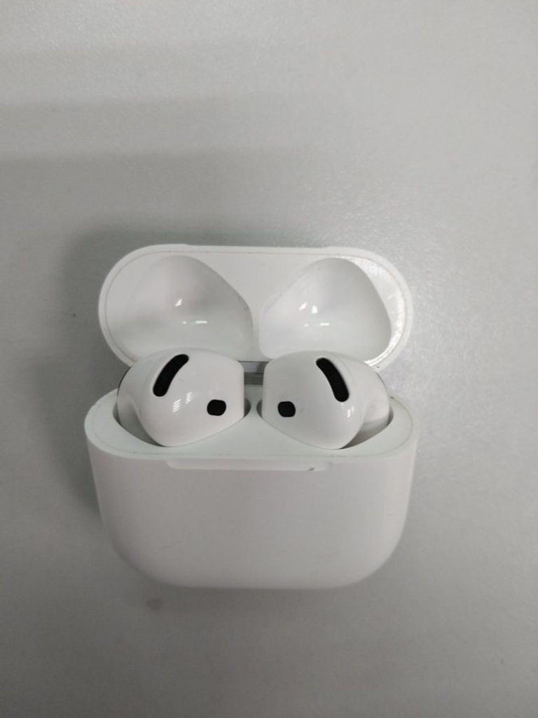 Оголошення Apple airpods 4 Б/У