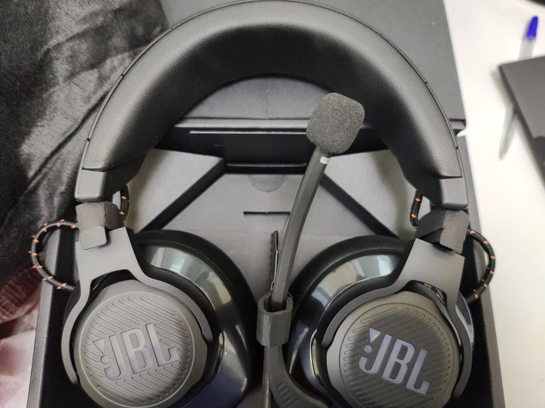 Дешиво Jbl quantum 610 с ломбарда