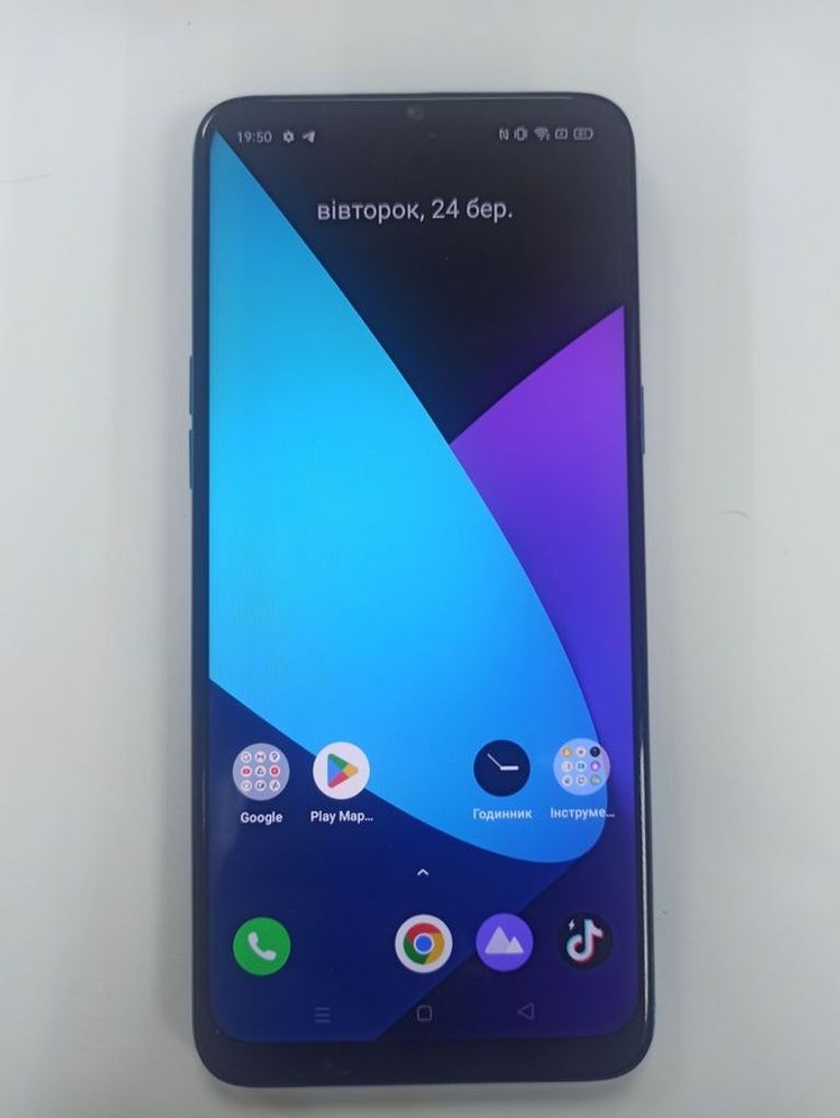 Купити Realme C3 3/64GB Red Б/У