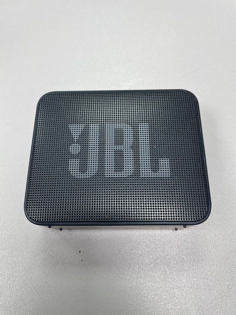 Купити Jbl go essential Б/У