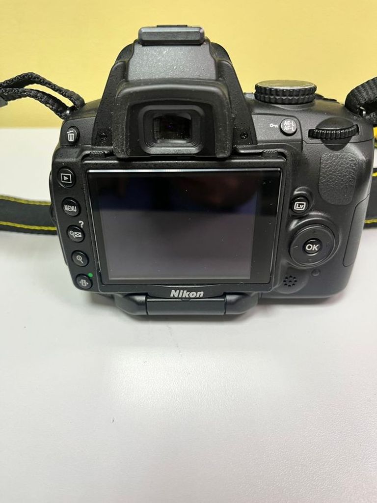 Nikon d5000 + nikon af-s dx nikkor 18-105mm f/3,5-5,6g ed vr Код:01-200902883. Зображення 6