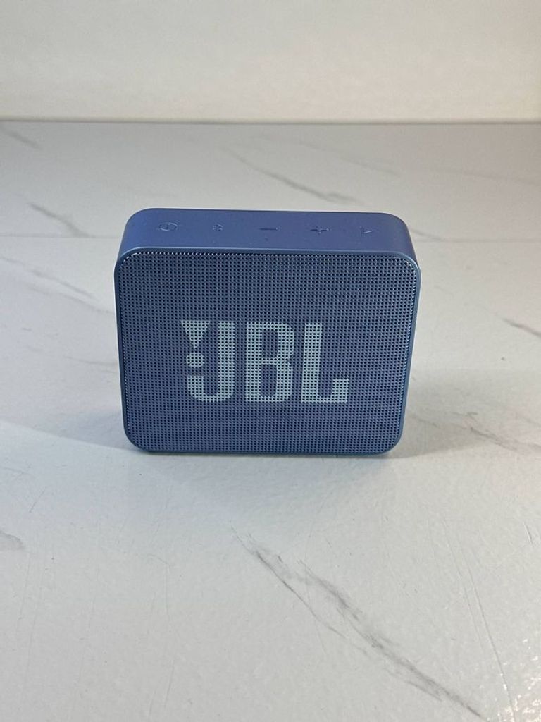 Купити Jbl go essential Б/У