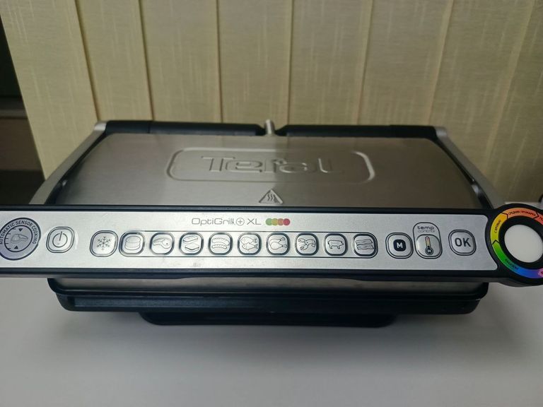 Дешево Tefal Optigrill+ XL GC722D34 з ломбарду