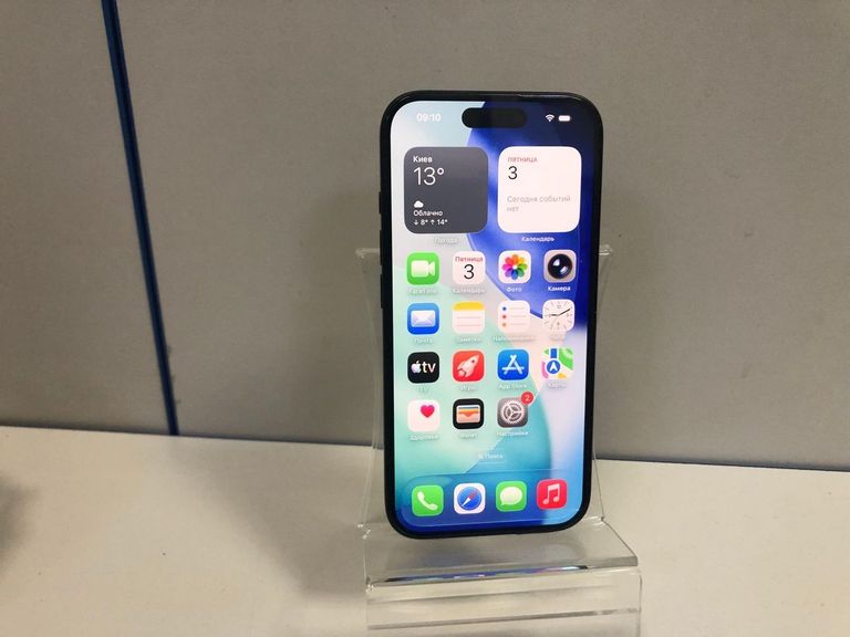 Купити Apple iPhone 16 256GB eSIM Black (MYAX3) Б/У