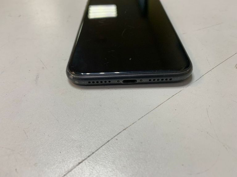 Apple iphone 11 64gb Код:01-200897575. Зображення 9