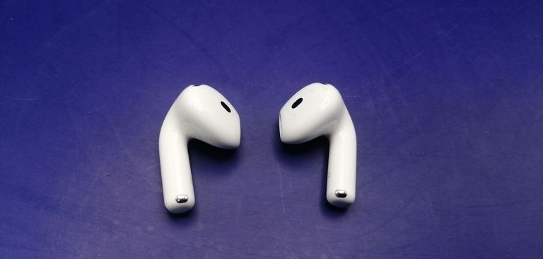 Apple airpods 4 with active noise cancellation Код:01-200923449. Изображение 5