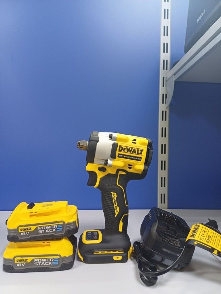 Купить Dewalt DCF921D2T Б/У