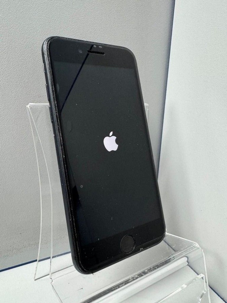 Оголошення Apple iPhone SE 2020 64GB Black Slim Box (MHGP3) Б/У