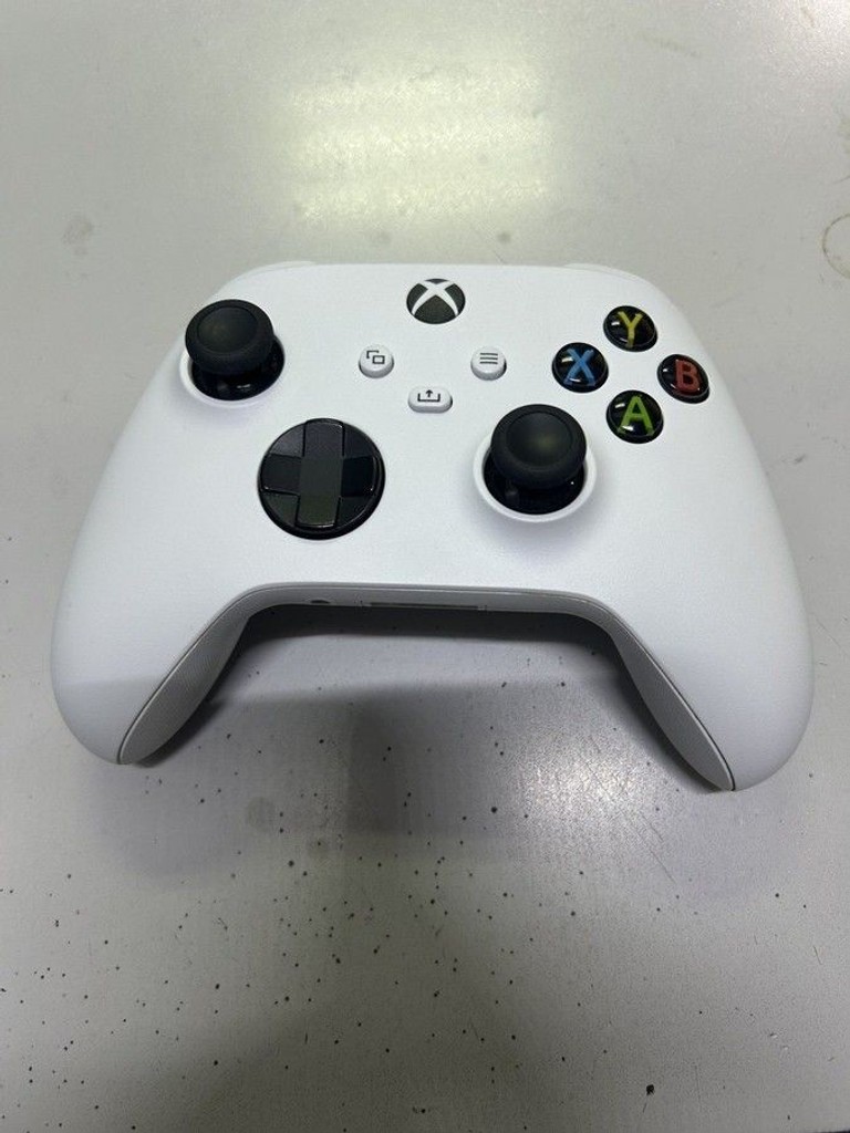 Дешиво Microsoft xbox series x s wireless controller с ломбарда