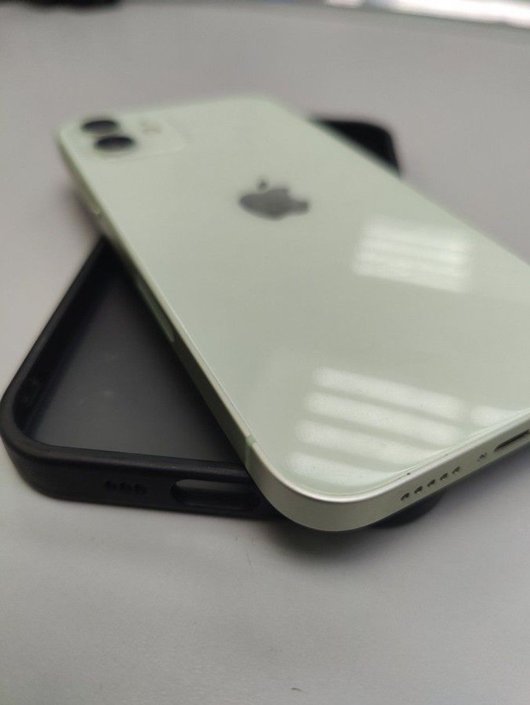 Розпродаж Apple iPhone 12 64GB (PRODUCT)RED, продавець Техноскарб
