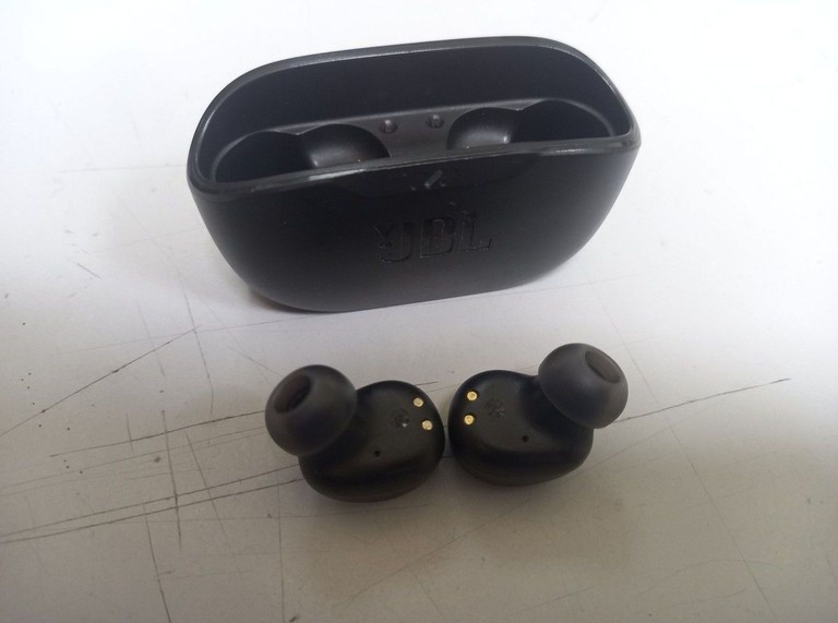 Розпродаж Jbl wave buds, продавець Техноскарб