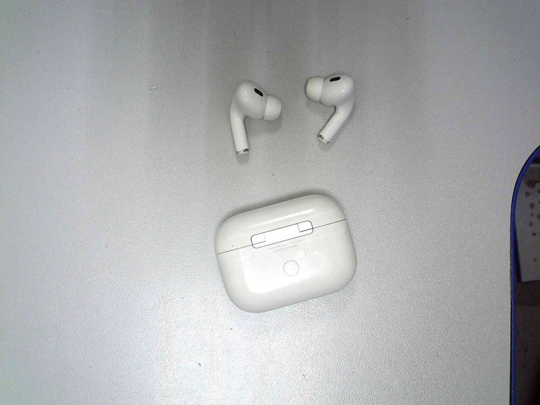 Объявление Apple airpods pro 2nd generation with magsafe charging case usb-c Б/У