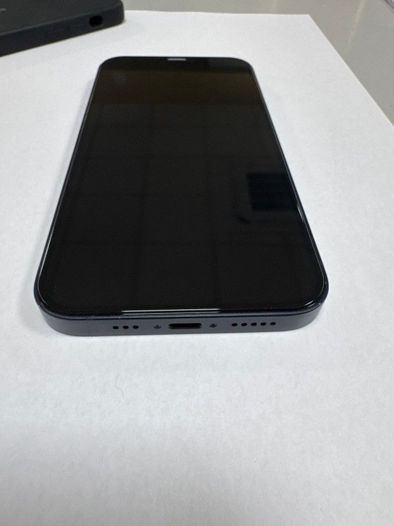 Apple iPhone 12 256GB (PRODUCT)RED Код:01-200855252. Изображение 5