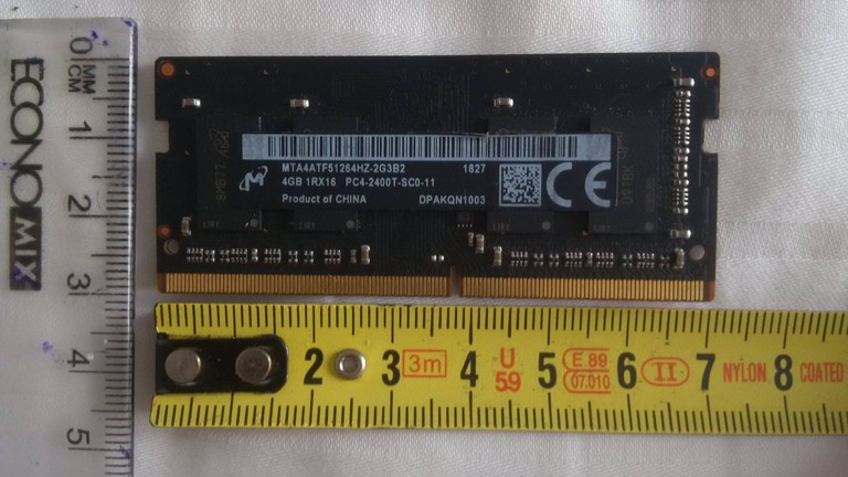Дешево Micron 4 GB DDR4 2400 MHz (MTA9ASF51272PZ-2G3B1II) з ломбарду