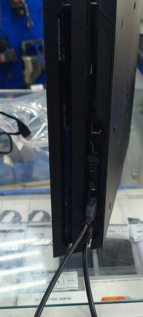 Sony playstation 4 pro 1tb Код:01-201002880. Зображення 5