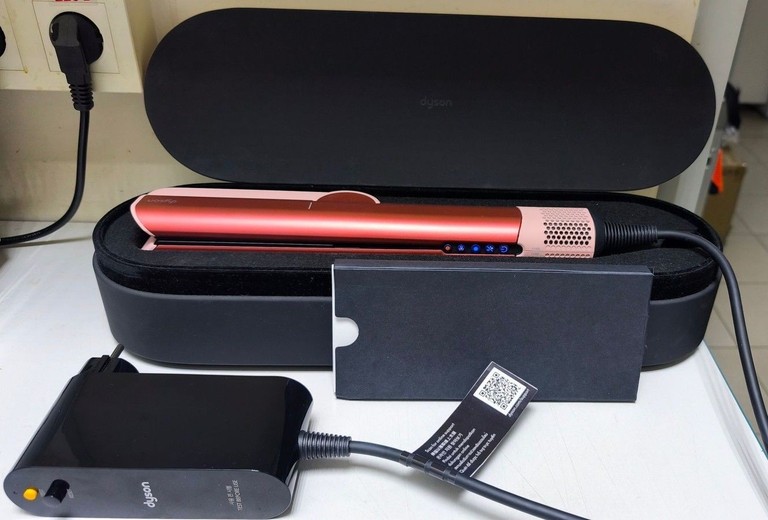 Купить Dyson airstrait ht01 strawberry bronze/blush Б/У