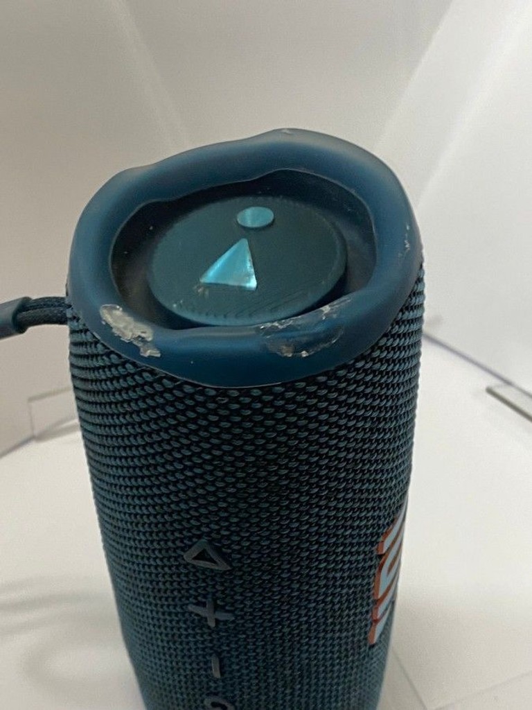 Дешиво Jbl flip 6 с ломбарда