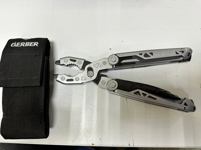 Дешиво Gerber Dual Force Multi-Tool (1064433) с ломбарда