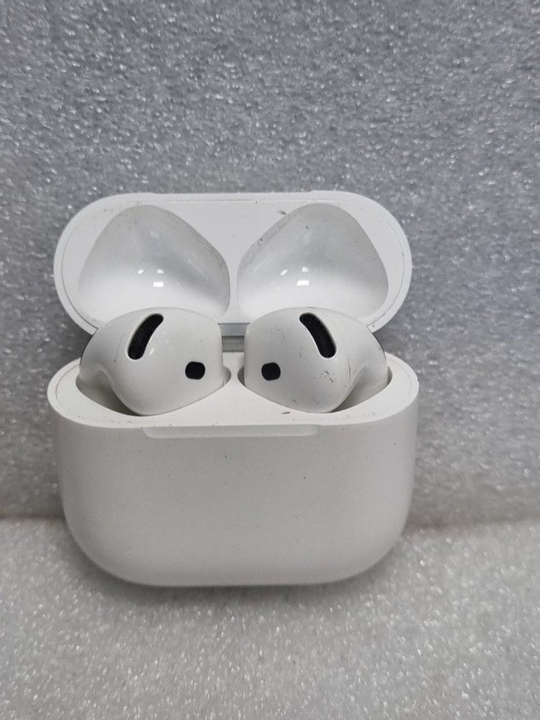 Купити Apple airpods 4 Б/У