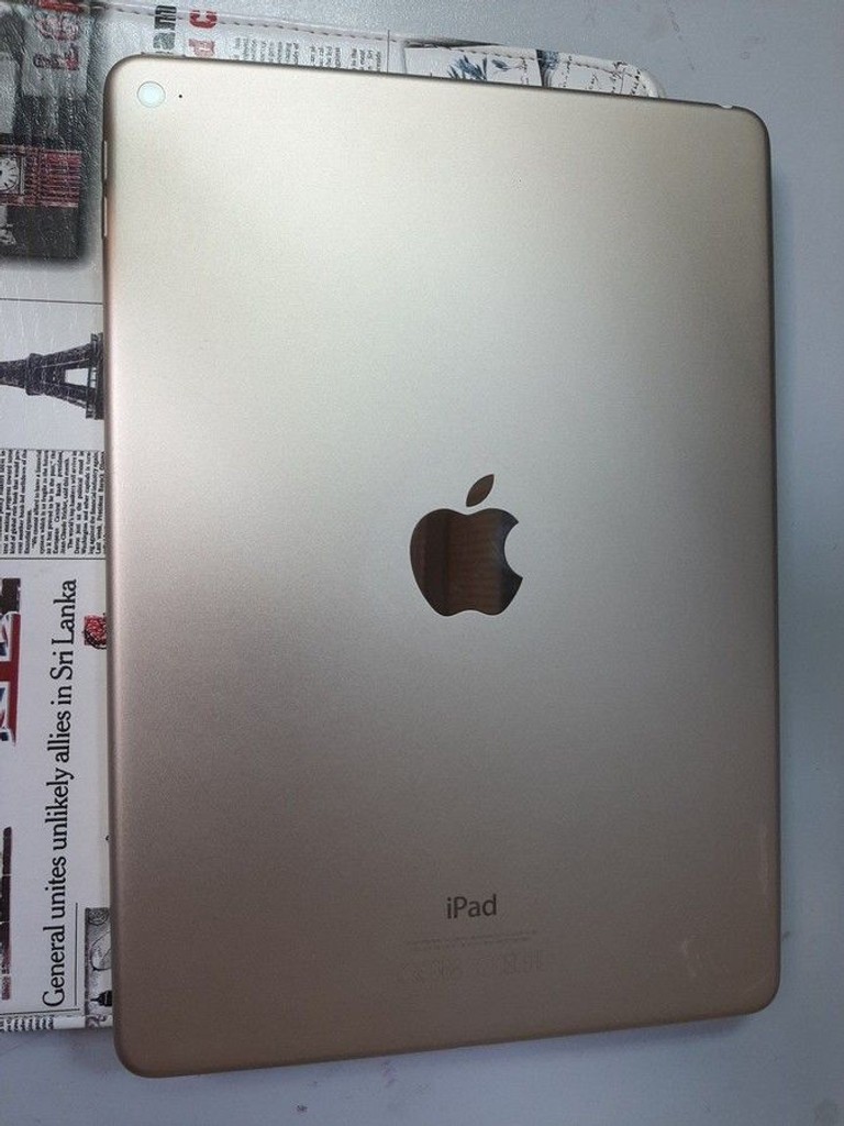 Дешево Apple ipad air 2 wifi a1566 64gb з ломбарду