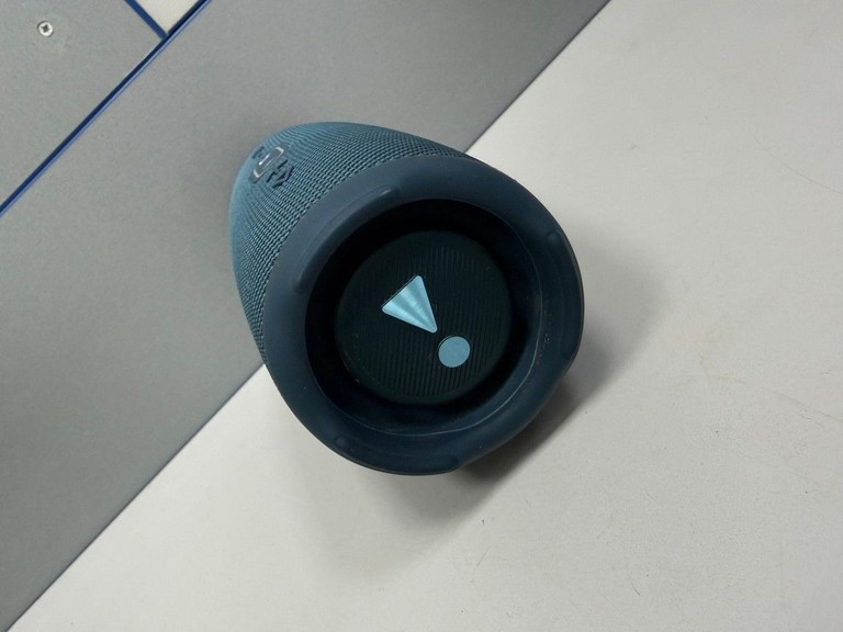 Дешево Jbl charge 5 з ломбарду