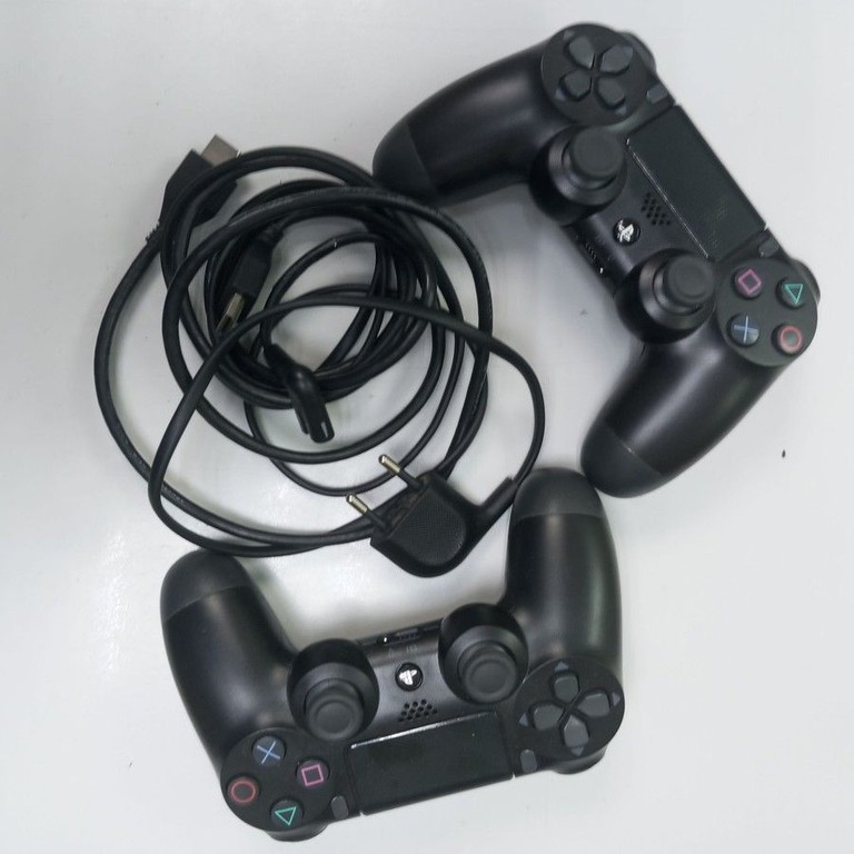 Розпродаж Sony playstation 4 slim 1tb / 2 контролери, продавець Техноскарб