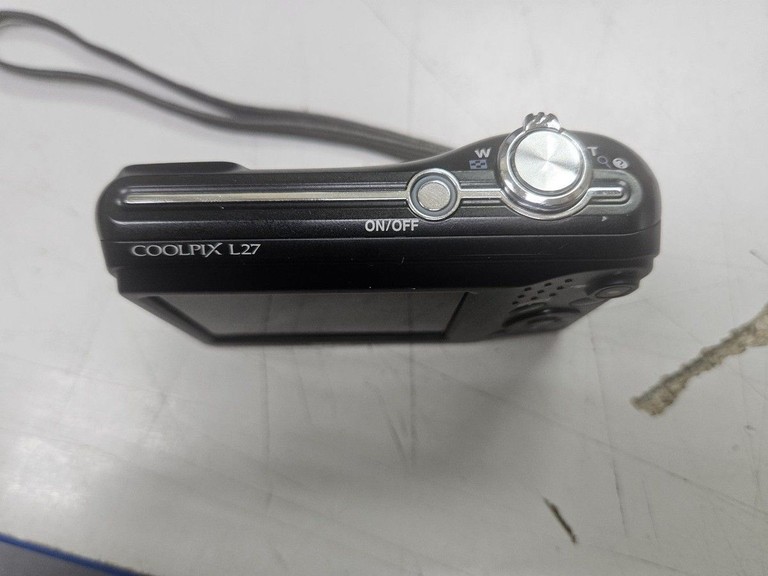 Дешево Nikon coolpix l27 з ломбарду