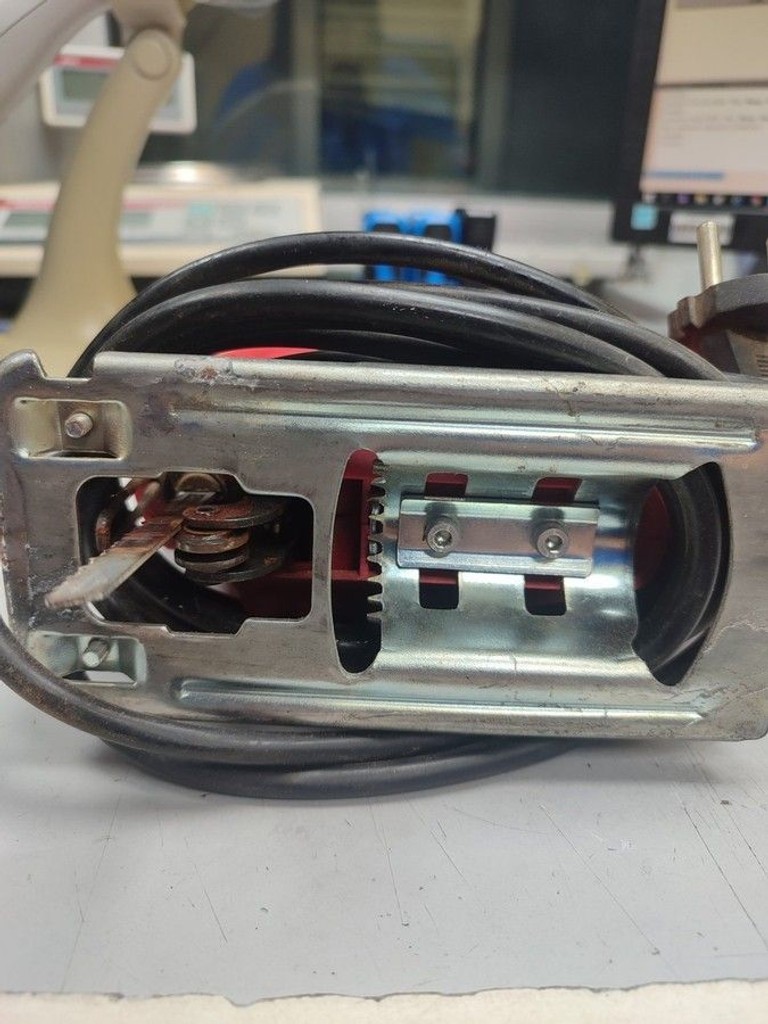 Дешиво VITALS Ef 6557XC с ломбарда